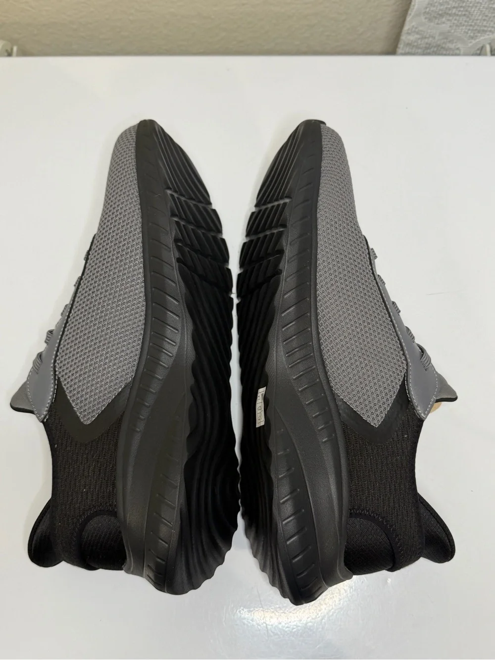 Skechers BOBS Sport Squad Chaos Slip-Ins Men’s 12 Gray Shoes 118309 DKGY